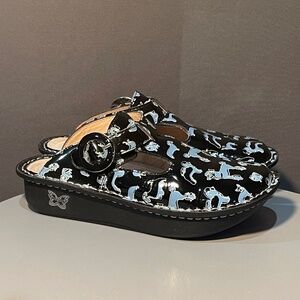 Alegria Donna Clog “Black Small Dog” Print – Size 36 (US 6–6.5)
